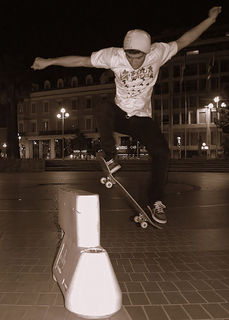 430px-Ollie_monster_by_Olivier_Bareau.jpg